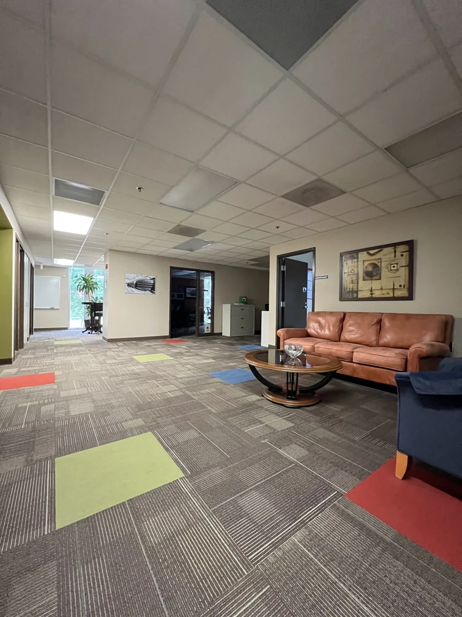 Office in Southfield, MI — Sale in Southfield, MI, photo 5 of 8