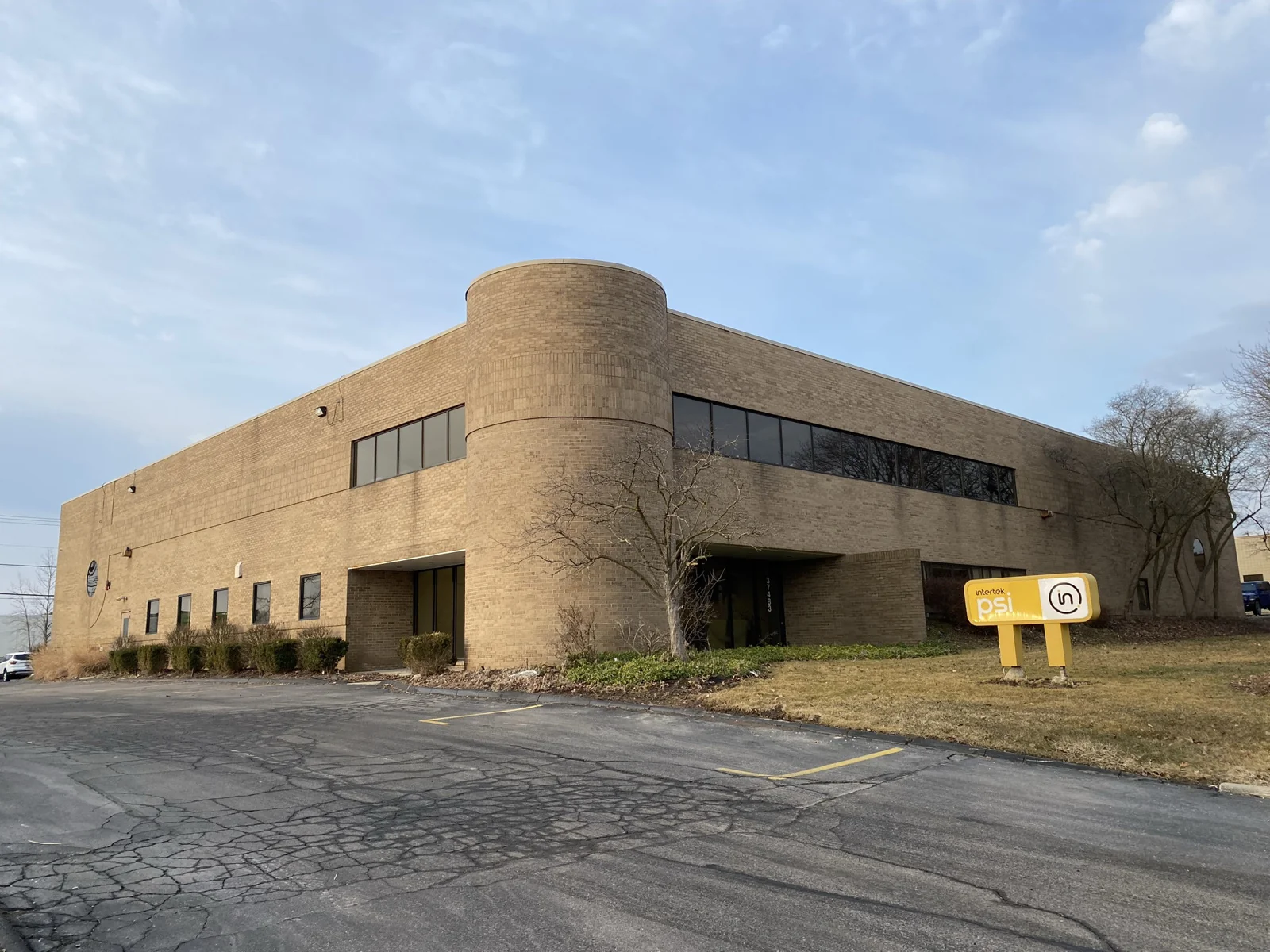 FlexIndustrial in Farmington Hills, MI — Sale in Farmington Hills, MI, photo 1 of 1