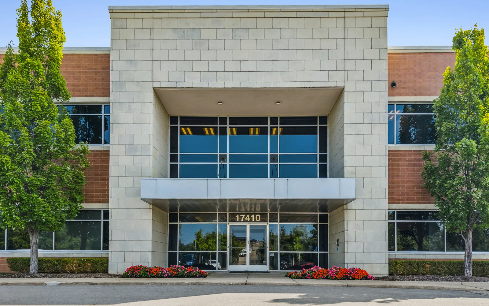 Pet Supplies Plus Corporate HQ — Sale in Livonia, MI, photo 5 of 5