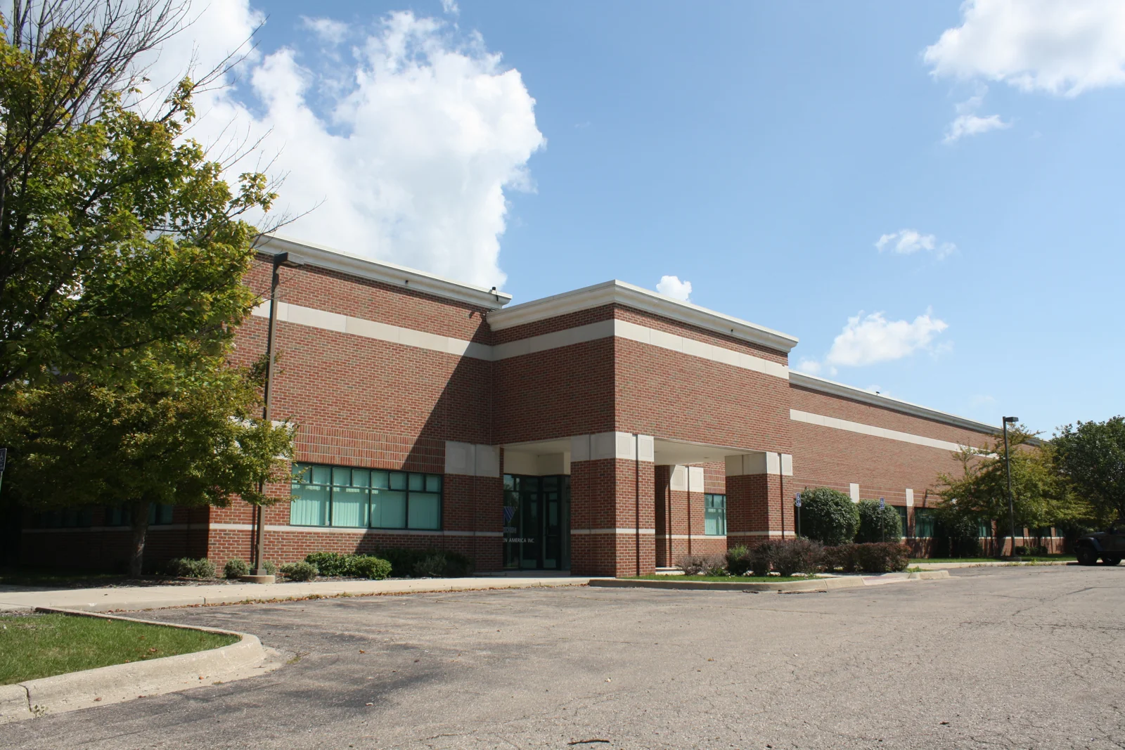 UTAC - 15800-15810 Centennial Drive — Sale in Northville, MI, photo 1 of 8