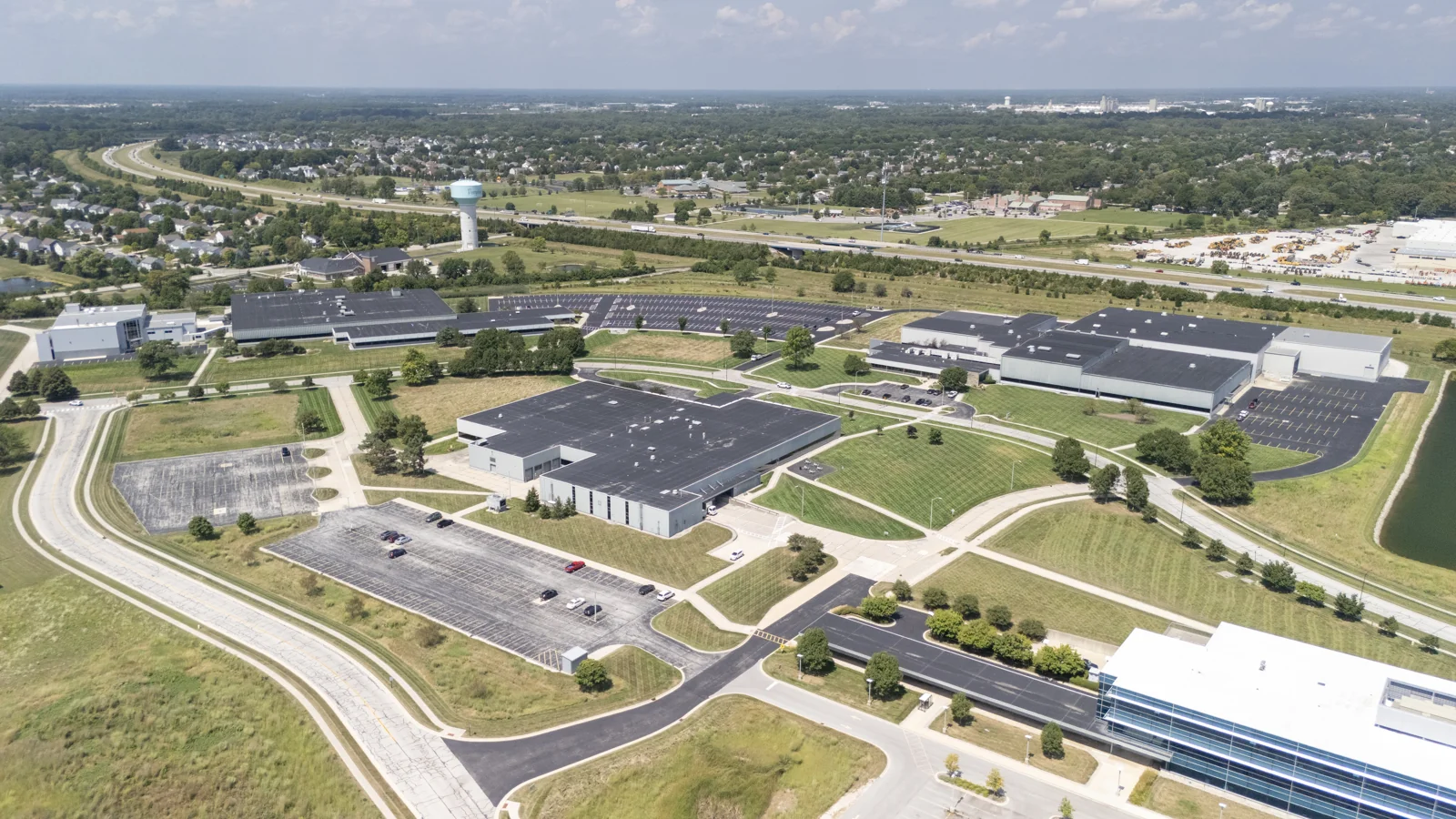 The Plaza at Perrysburg — Sale in Perrysburg, OH, photo 1 of 4