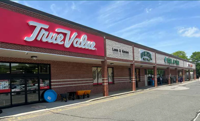 521-551 Washington Street — Lease in Stoughton, MA, photo 1 of 2