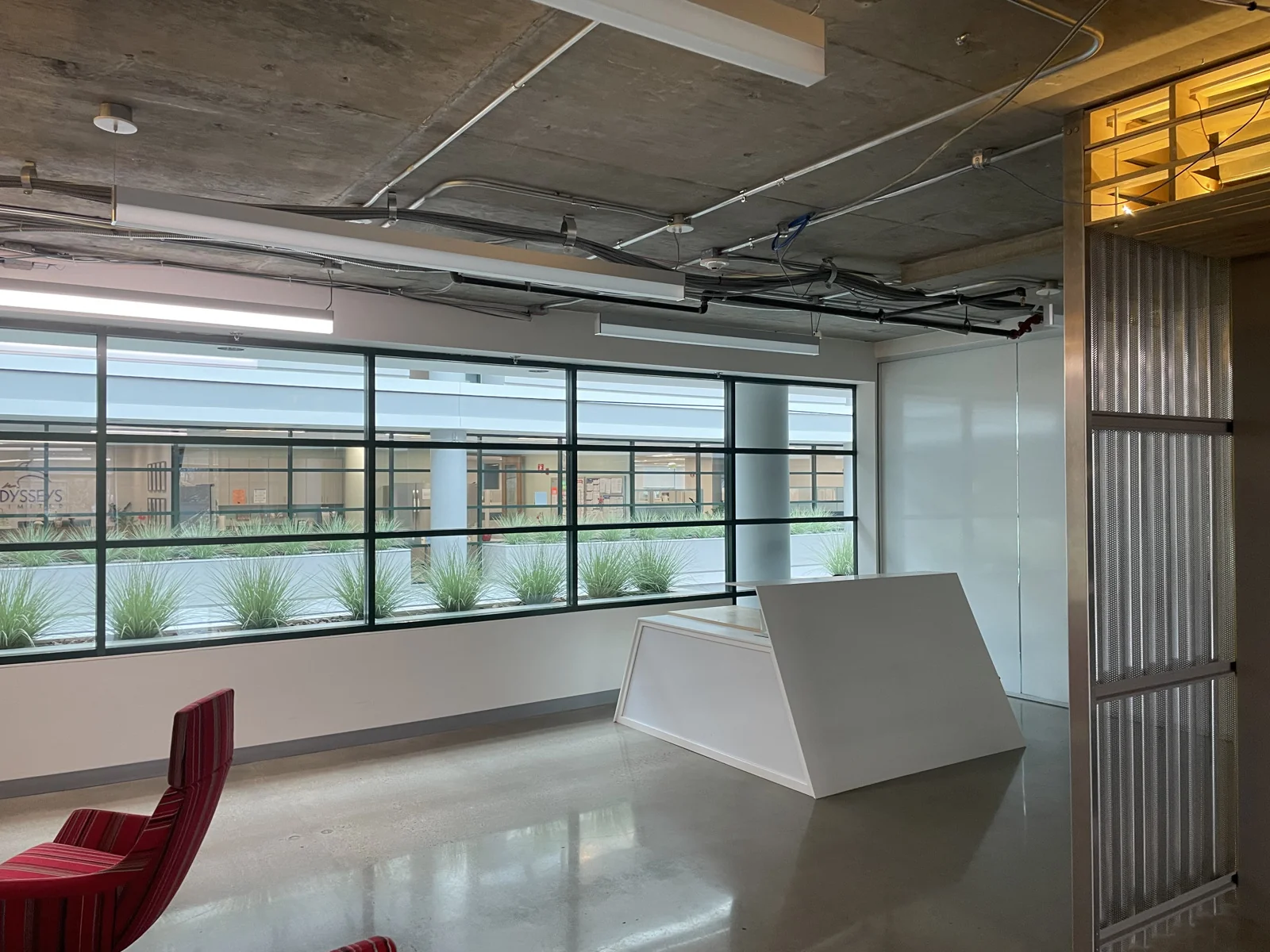 One Newton Place — Lease in Newton, MA, photo 2 of 8