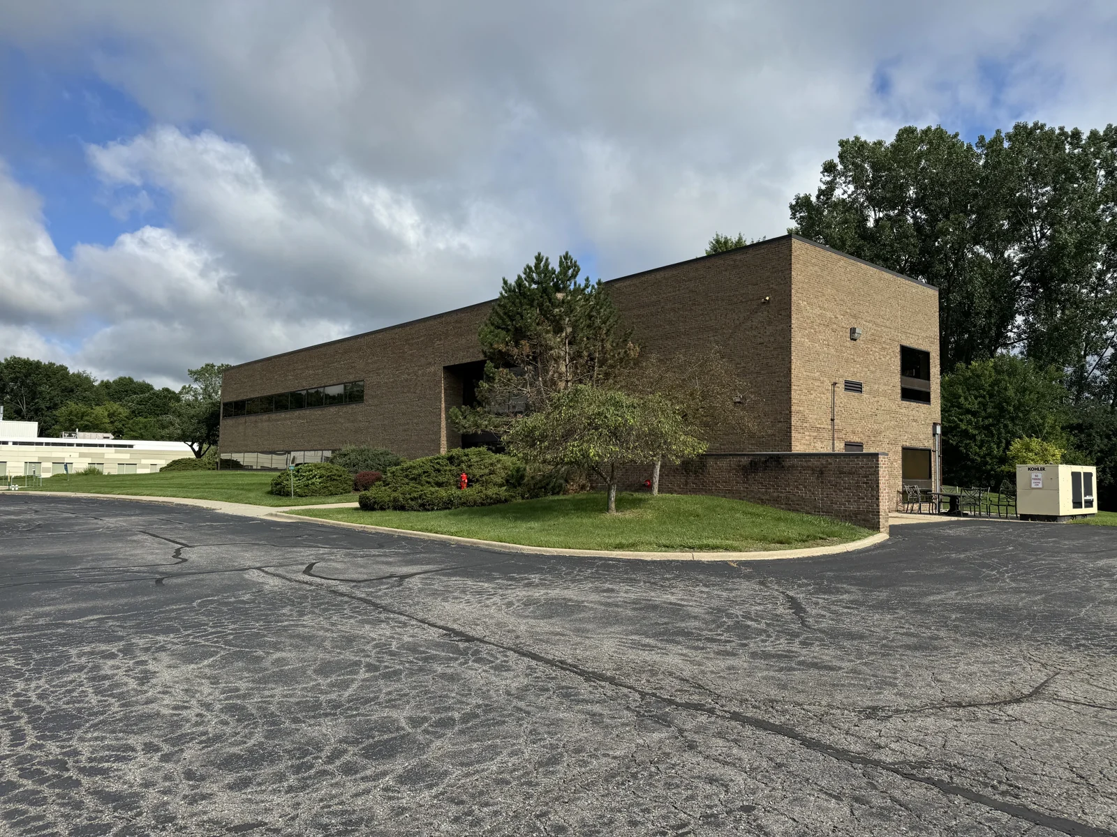 Office in Ann Arbor, MI — Sale in Ann Arbor, MI, photo 1 of 1