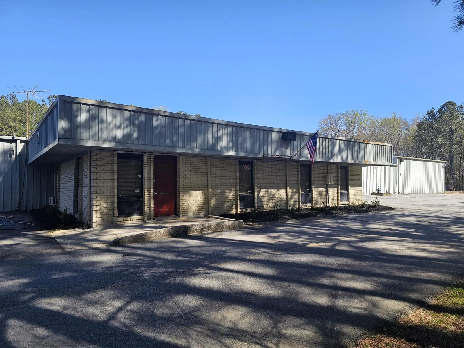 2360 Harris Street — Lease in Austell, GA, photo 2 of 6