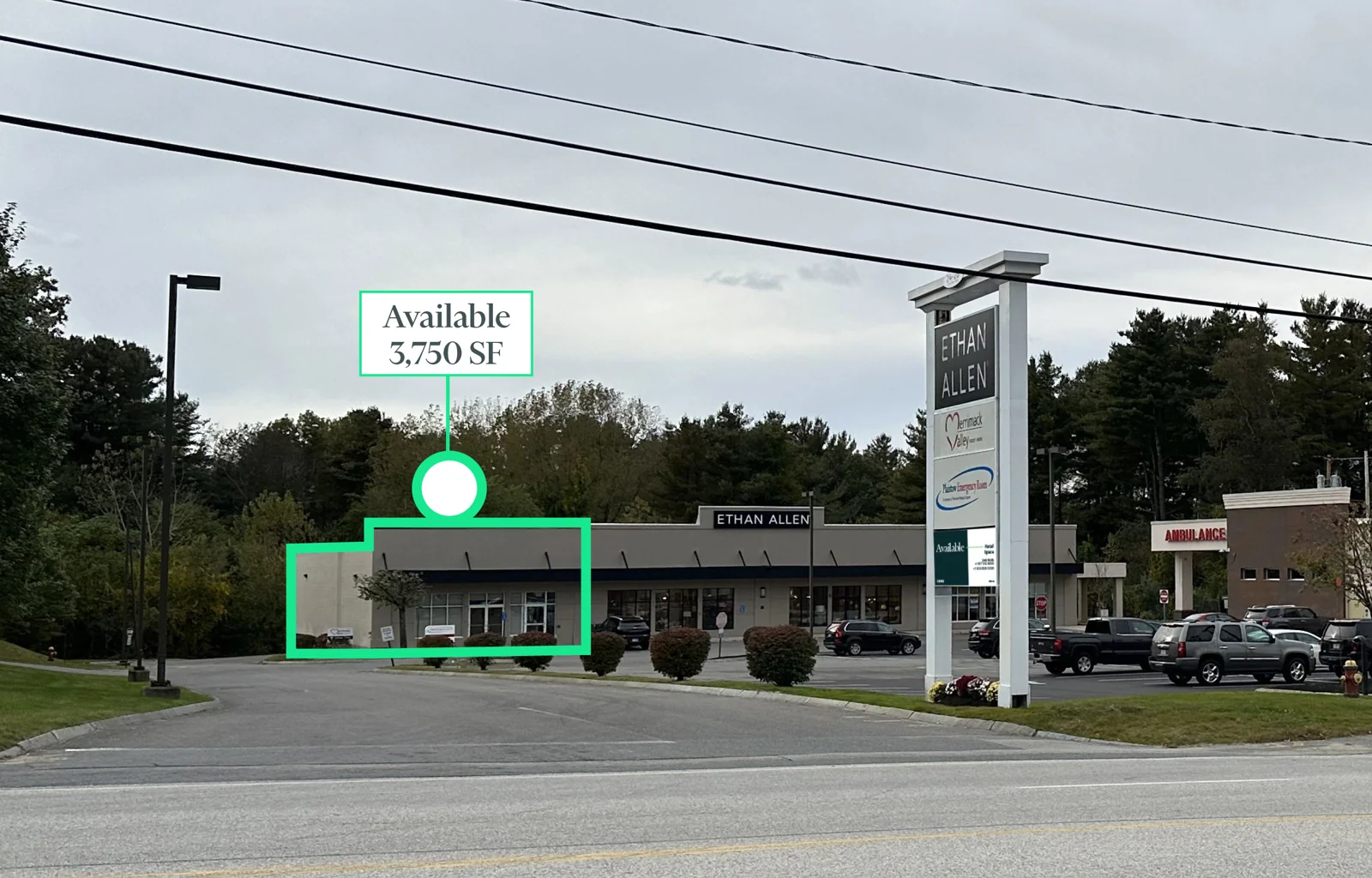 Retail in Plaistow, NH — Lease in Plaistow, NH, photo 1 of 1