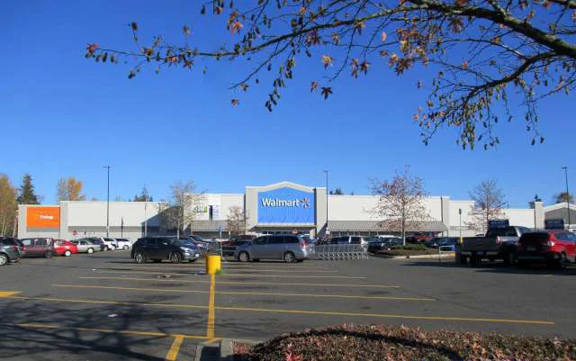 Former Walmart Supercenter — Sale in Everett, WA, photo 1 of 1