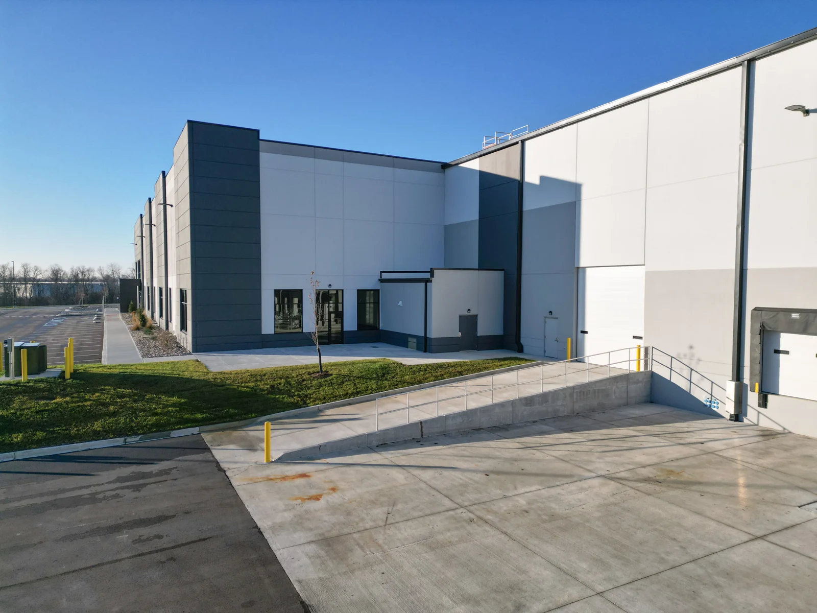 C5 75 Logistics Center South — Lease in Walton, KY, photo 3 of 4