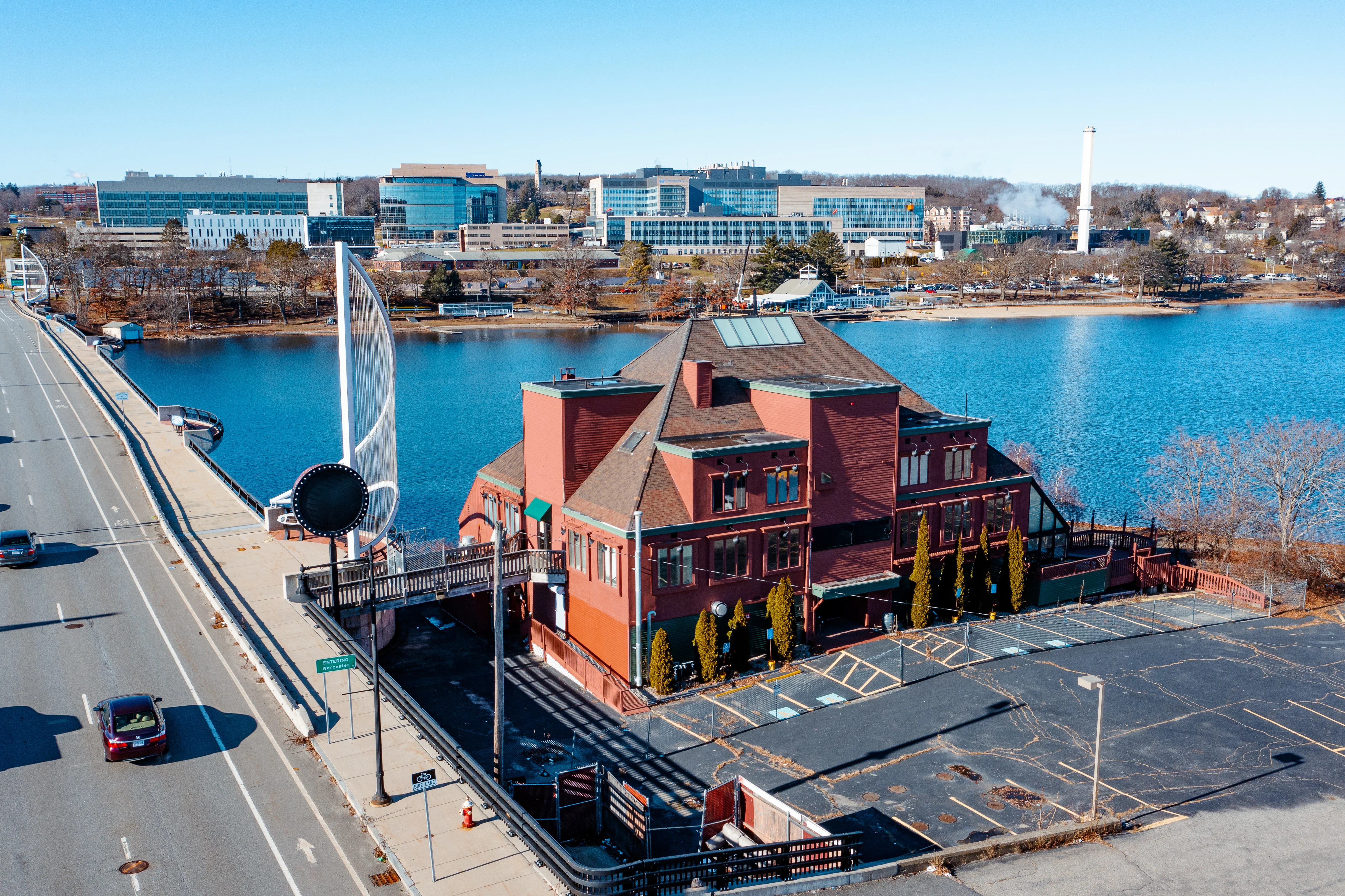 7 Boston Turnpike — Lease in Shrewsbury, MA, photo 1 of 3