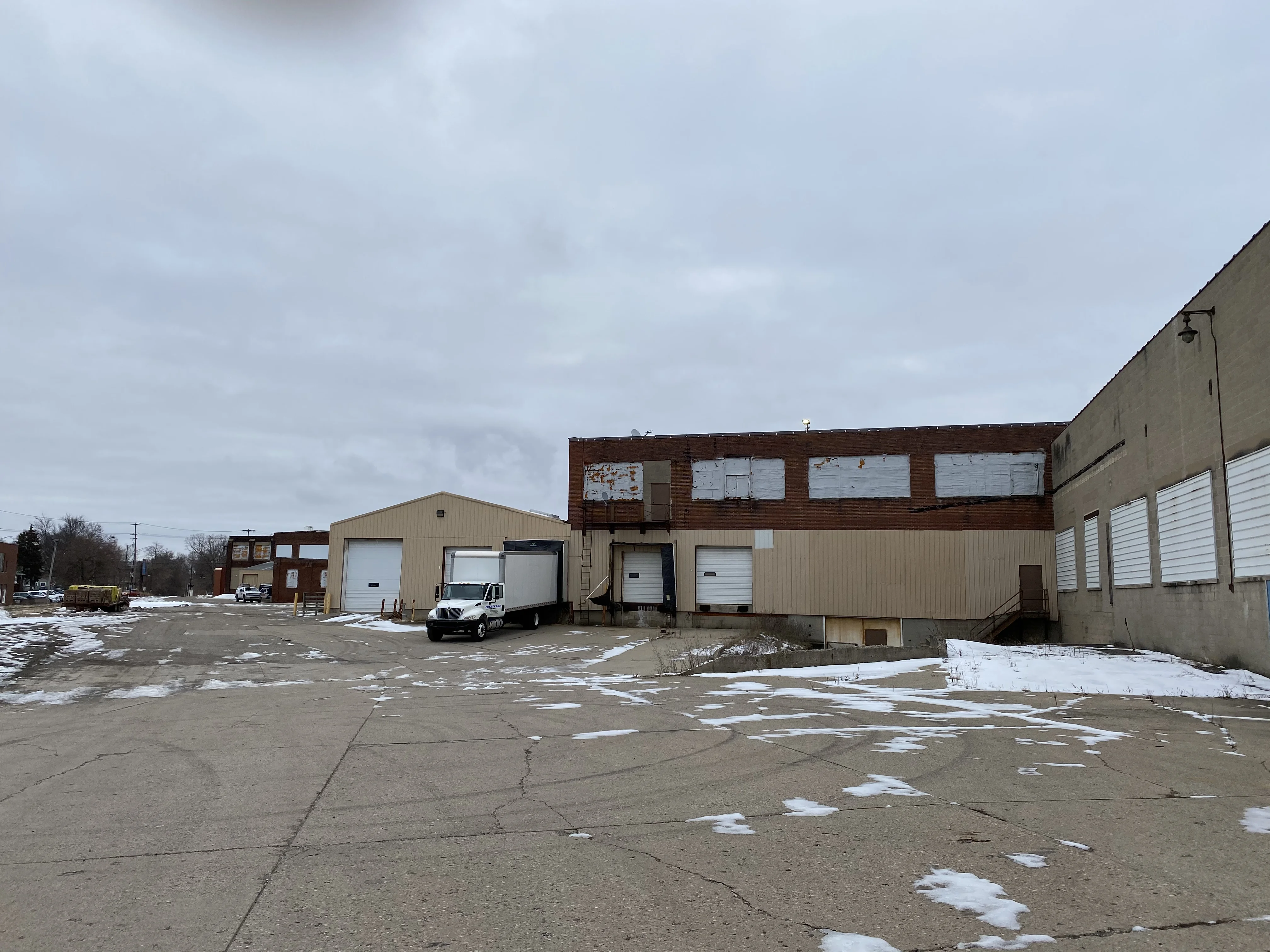 Lansing Industrial Center — Sale in Lansing, MI, photo 2 of 8
