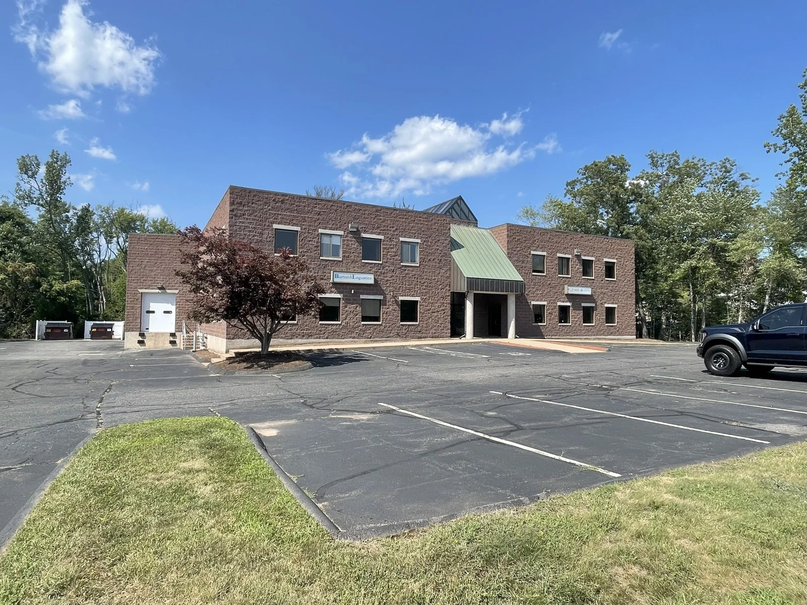 FlexIndustrial in Glastonbury, CT — Lease in Glastonbury, CT, photo 2 of 8