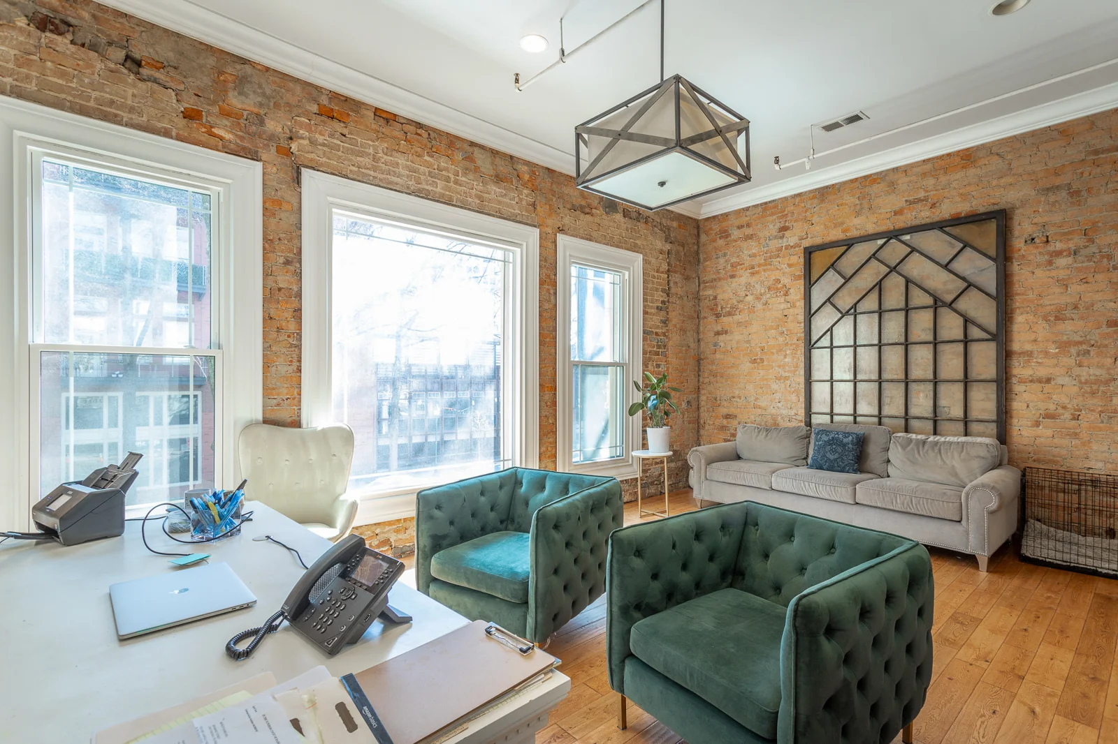 Office in Chattanooga, TN — Sale in Chattanooga, TN, photo 4 of 8