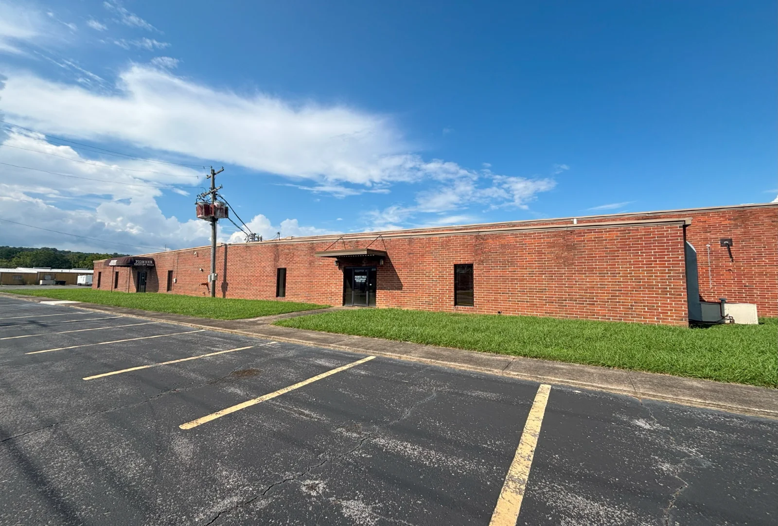 Industrial in Fort Payne, AL — Sale in Fort Payne, AL, photo 1 of 1