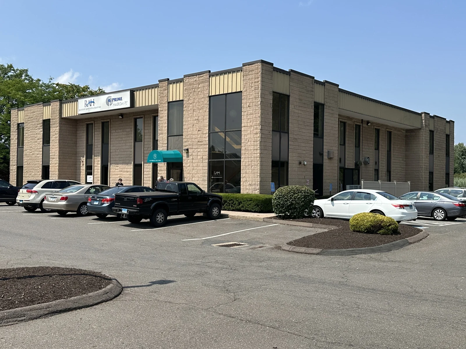 Healthcare in Enfield, CT — Lease in Enfield, CT, photo 1 of 8