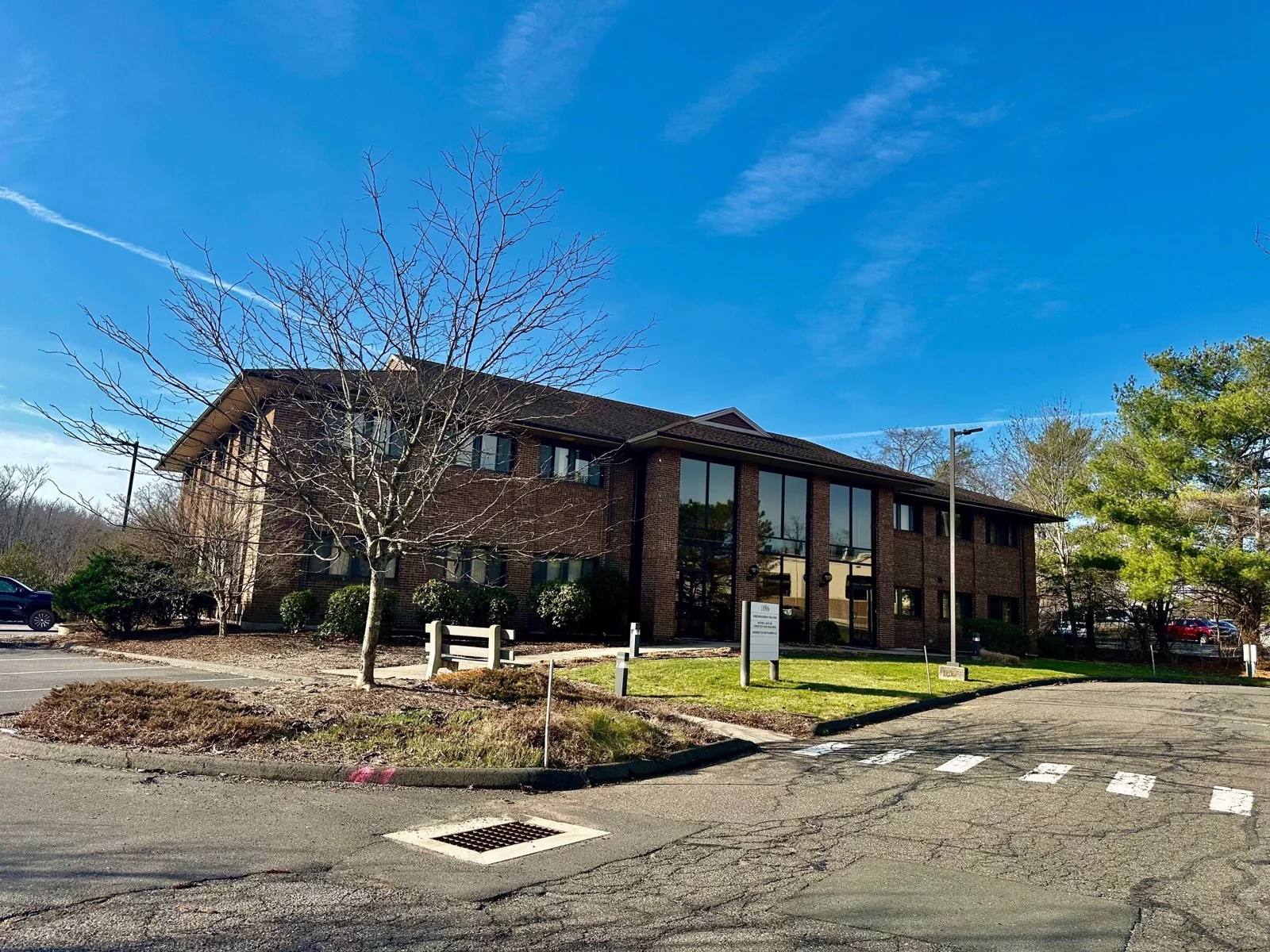 West Elm Office Commons — Lease in Rocky Hill, CT, photo 3 of 4