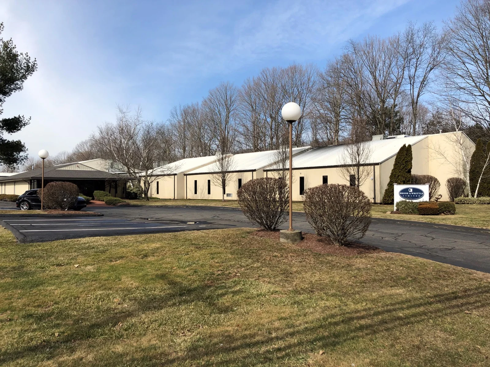 Industrial in North Branford, CT — Lease in North Branford, CT, photo 1 of 5