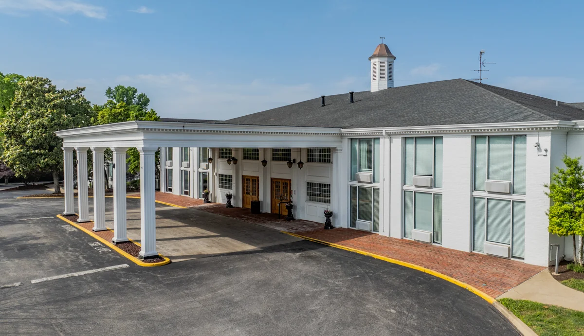 Gardiner Point — Sale in Louisville, KY, photo 1 of 8