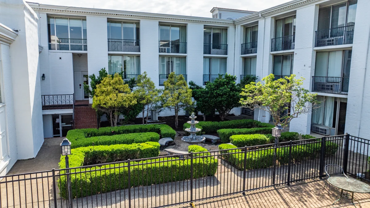 Gardiner Point — Sale in Louisville, KY, photo 3 of 8