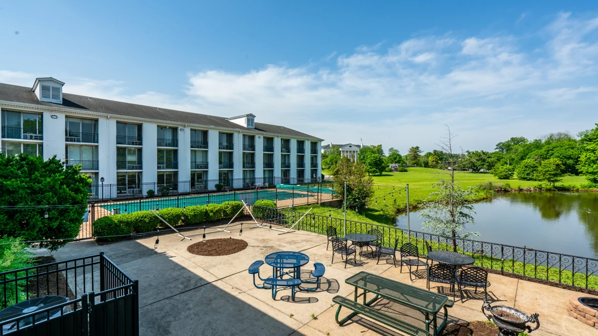 Gardiner Point — Sale in Louisville, KY, photo 4 of 8