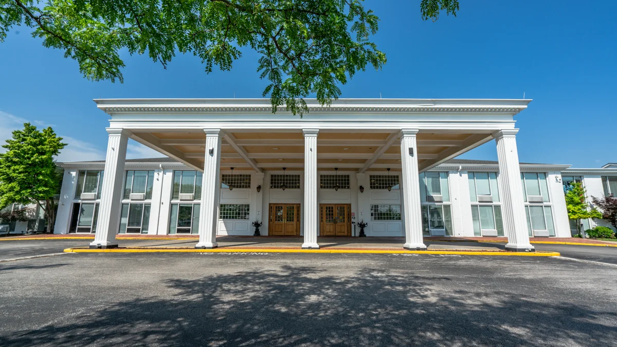 Gardiner Point — Sale in Louisville, KY, photo 5 of 8