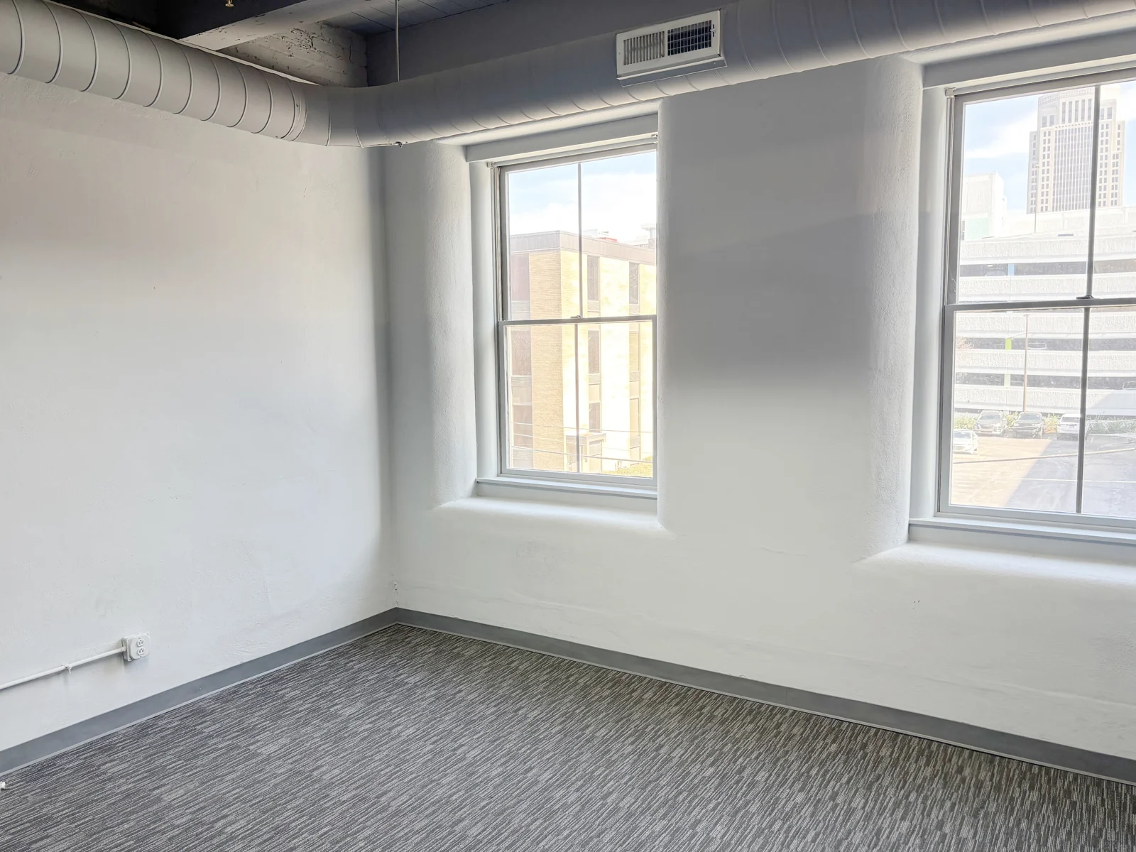 Glassworks Lofts — Sale in Louisville, KY, photo 5 of 5