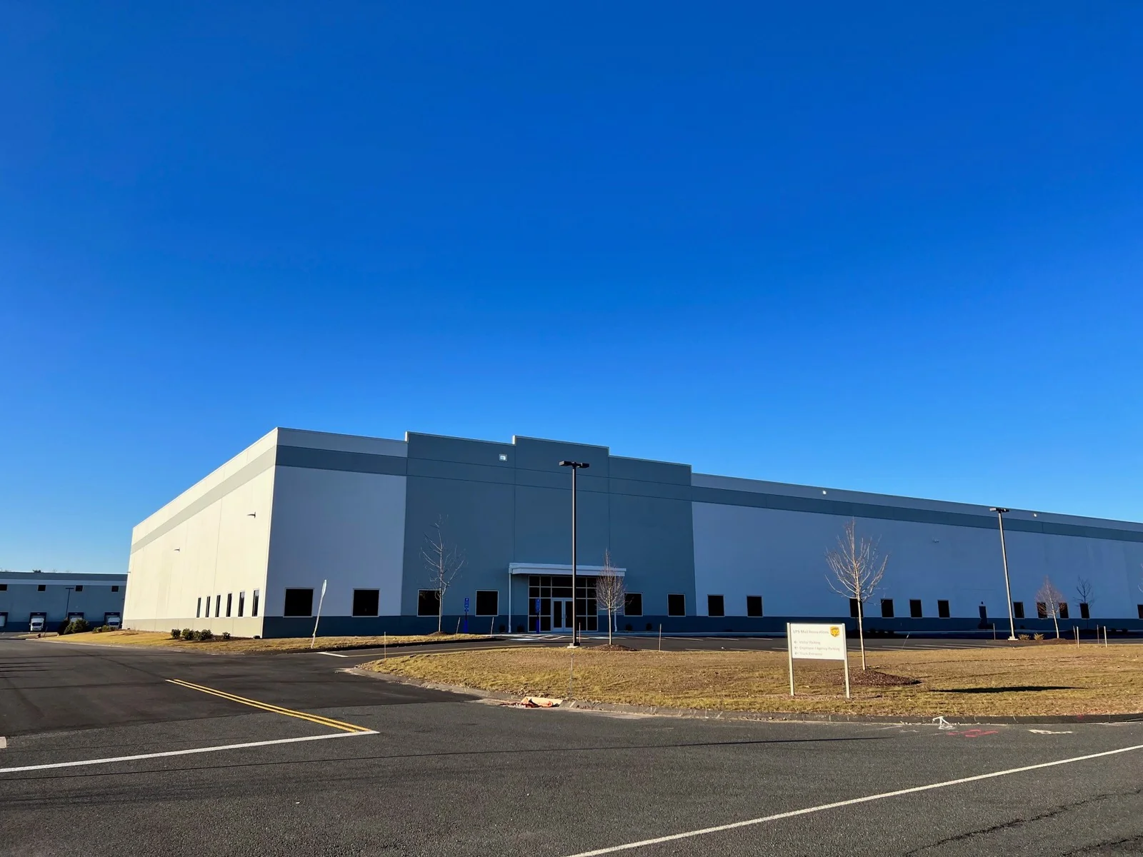 Industrial in Windsor, CT — Lease in Windsor, CT, photo 2 of 8