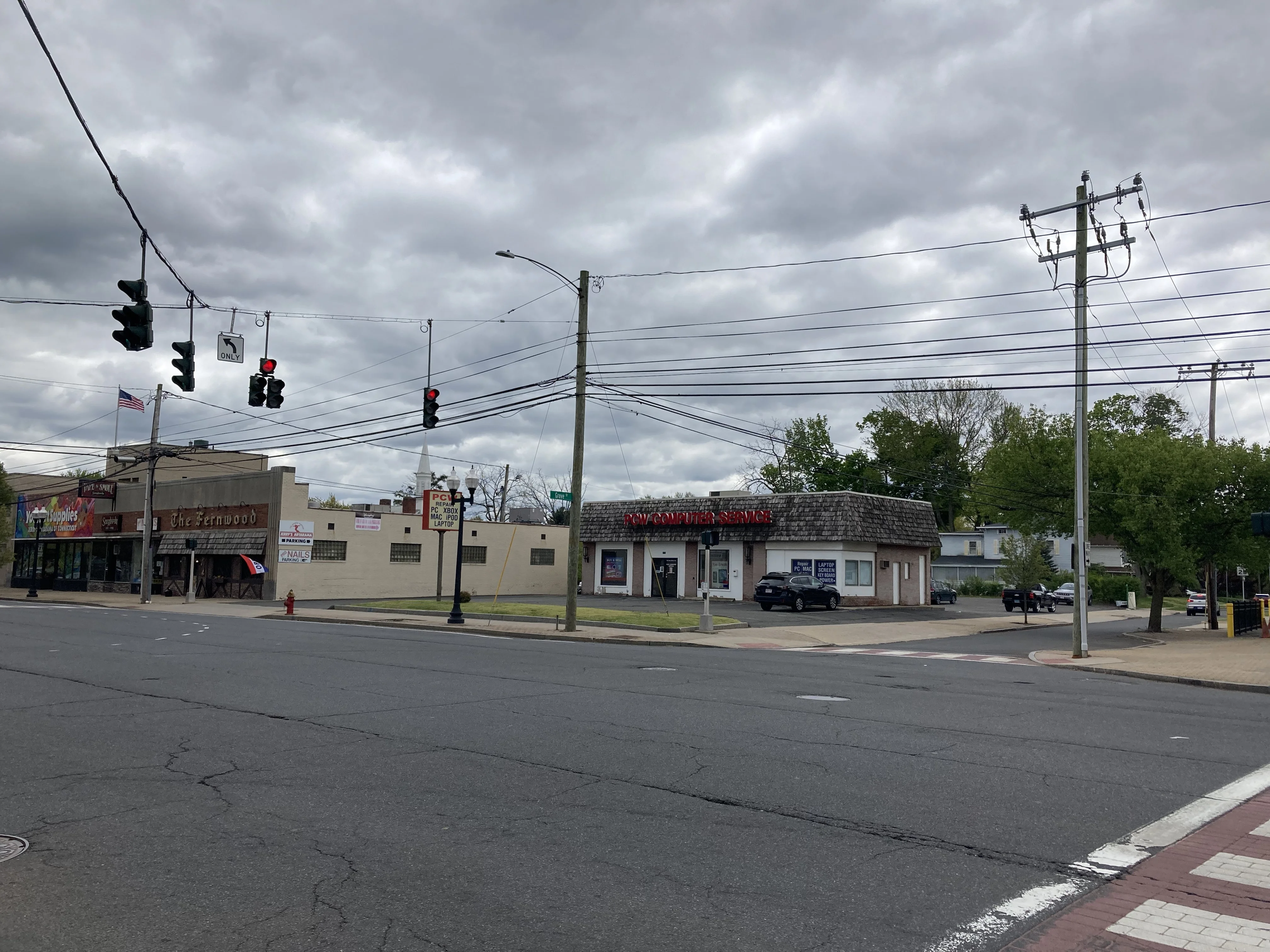 1111 - 1113 New Britain Avenue — Lease in West Hartford, CT, photo 2 of 2
