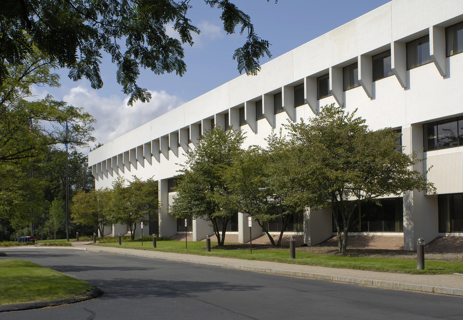 Office in Farmington, CT — Sale in Farmington, CT, photo 2 of 6