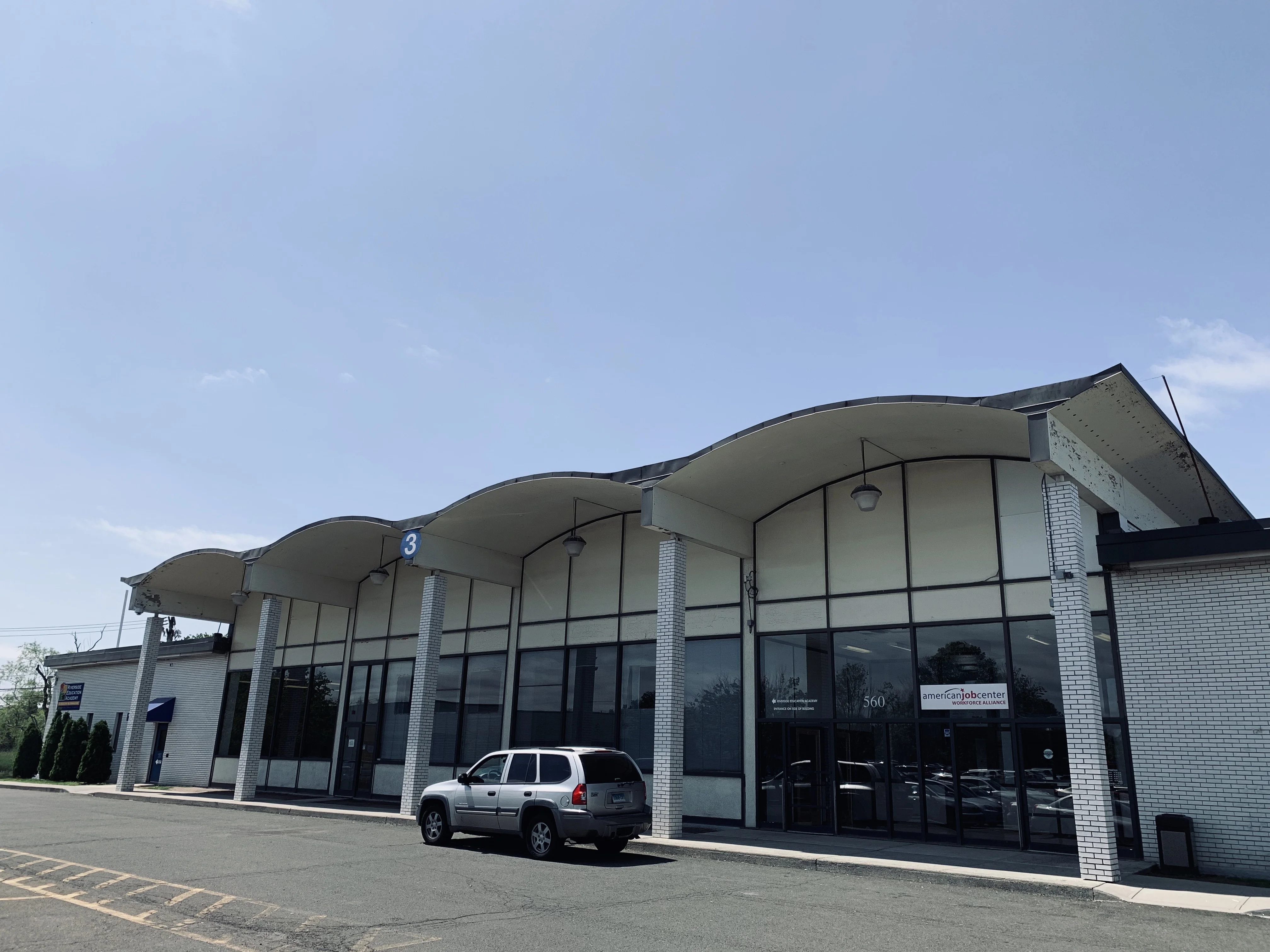 New Haven Plaza — Lease in New Haven, CT, photo 1 of 5