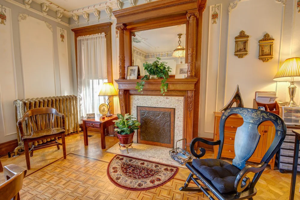 Dodge House — Sale in Mishawaka, IN, photo 3 of 6