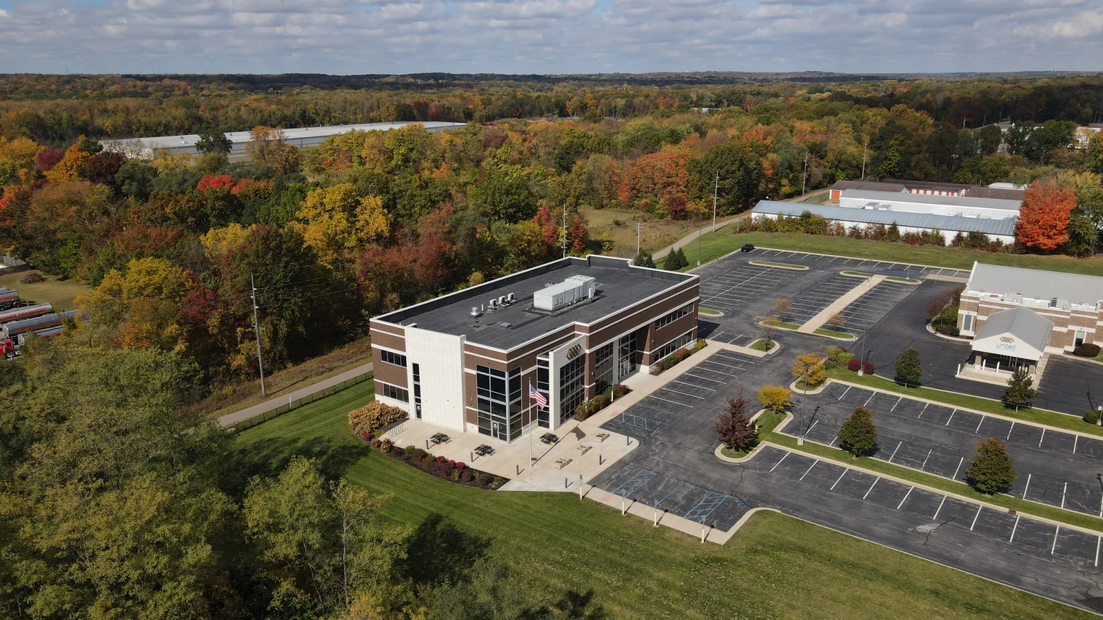 Office in Niles, MI — Sale in Niles, MI, photo 1 of 6