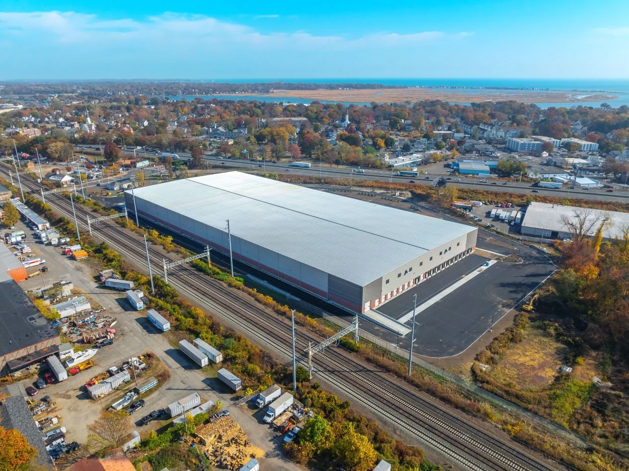 I-95 Logistics Center — Lease in Stratford, CT, photo 2 of 4