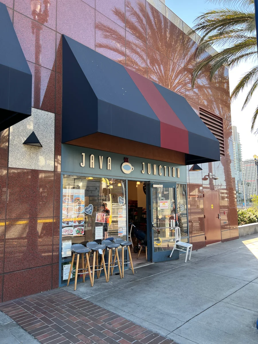 Landmark Square — Lease in Long Beach, CA, photo 2 of 2