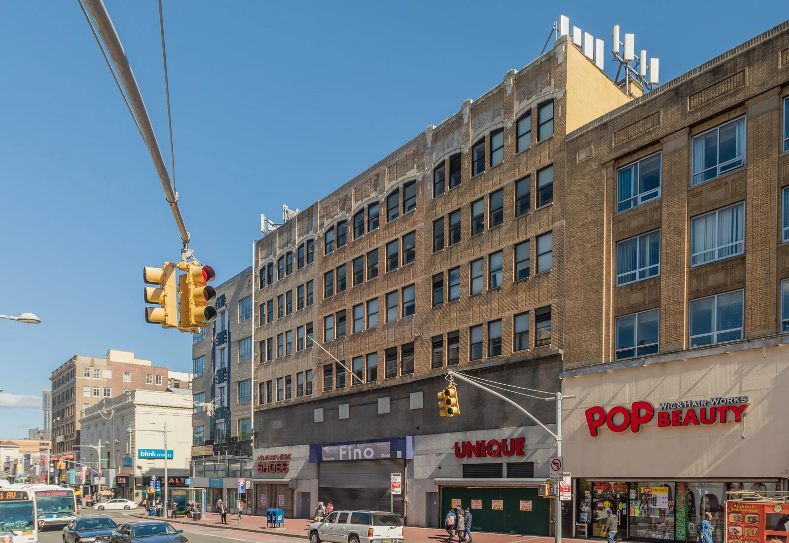 Gertz Plaza — Lease in Jamaica, NY, photo 1 of 1
