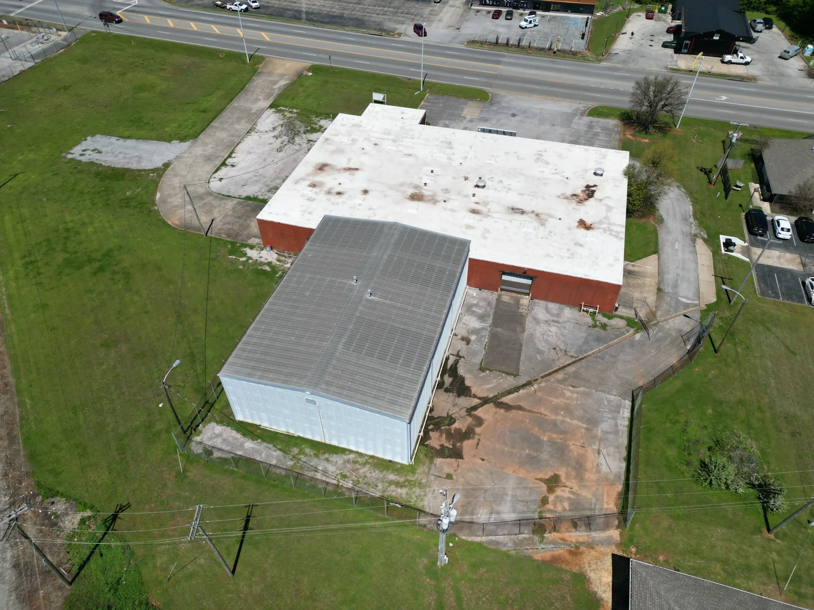 Industrial in Muscle Shoals, AL — Lease in Muscle Shoals, AL, photo 1 of 5