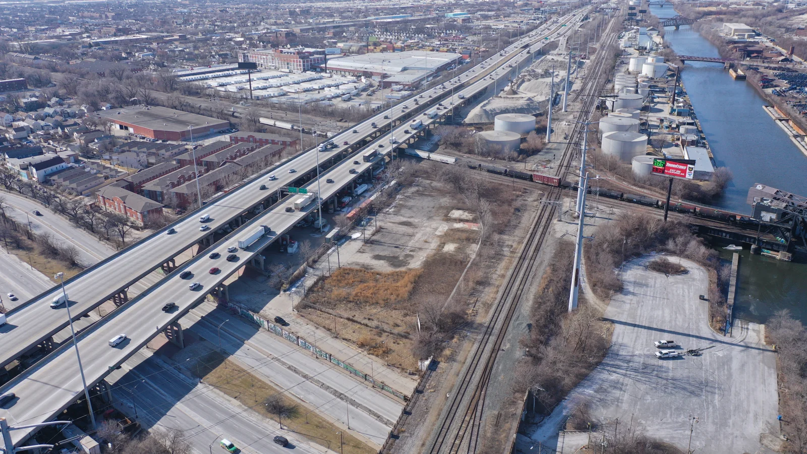 3200 S Western Ave, Chicago, IL — Lease in Chicago, IL, photo 2 of 3