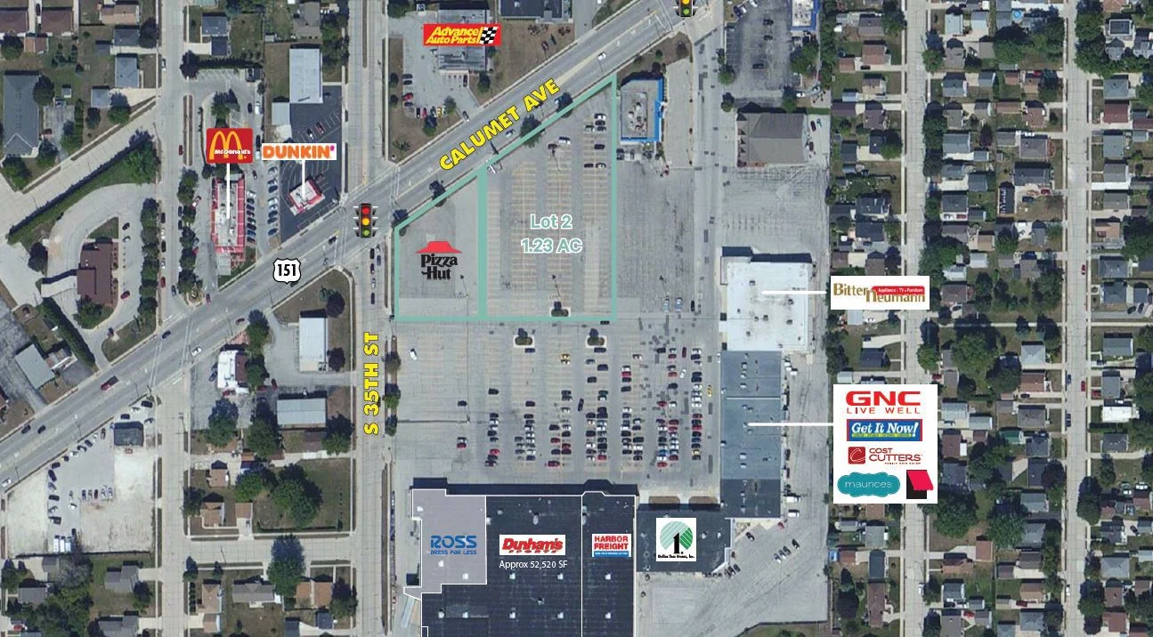 Former Shopko Outlot — Sale in Manitowoc, WI, photo 1 of 2
