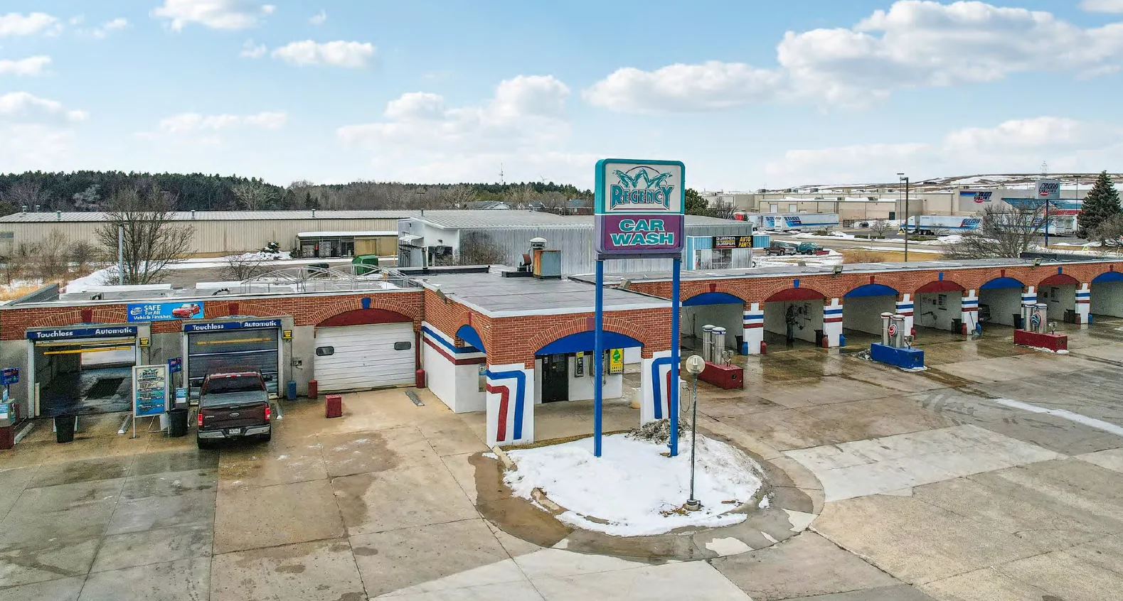 Touchless Car Wash — Sale in Mount Pleasant, WI, photo 1 of 4