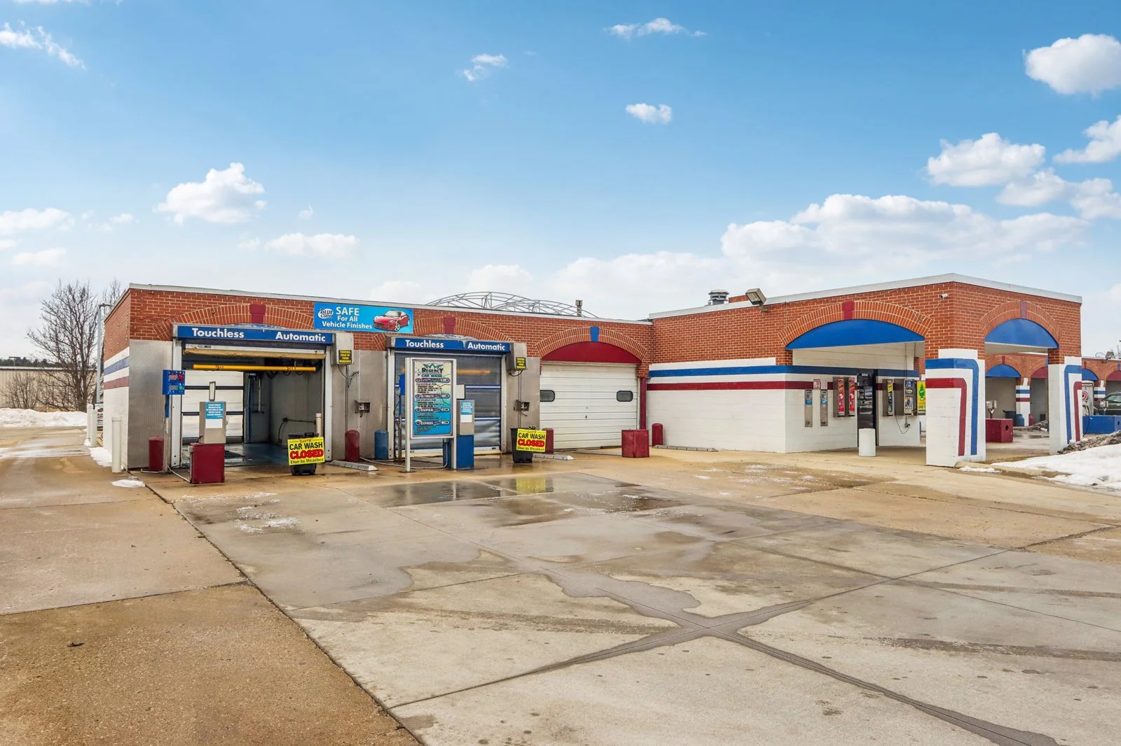 Touchless Car Wash — Sale in Mount Pleasant, WI, photo 2 of 4