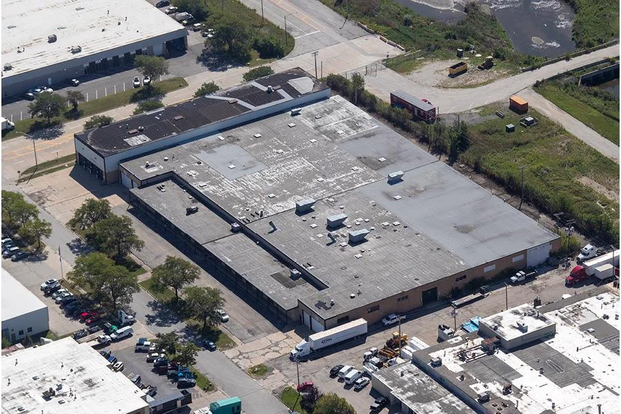 Industrial in Des Plaines, IL — Sale in Des Plaines, IL, photo 1 of 3