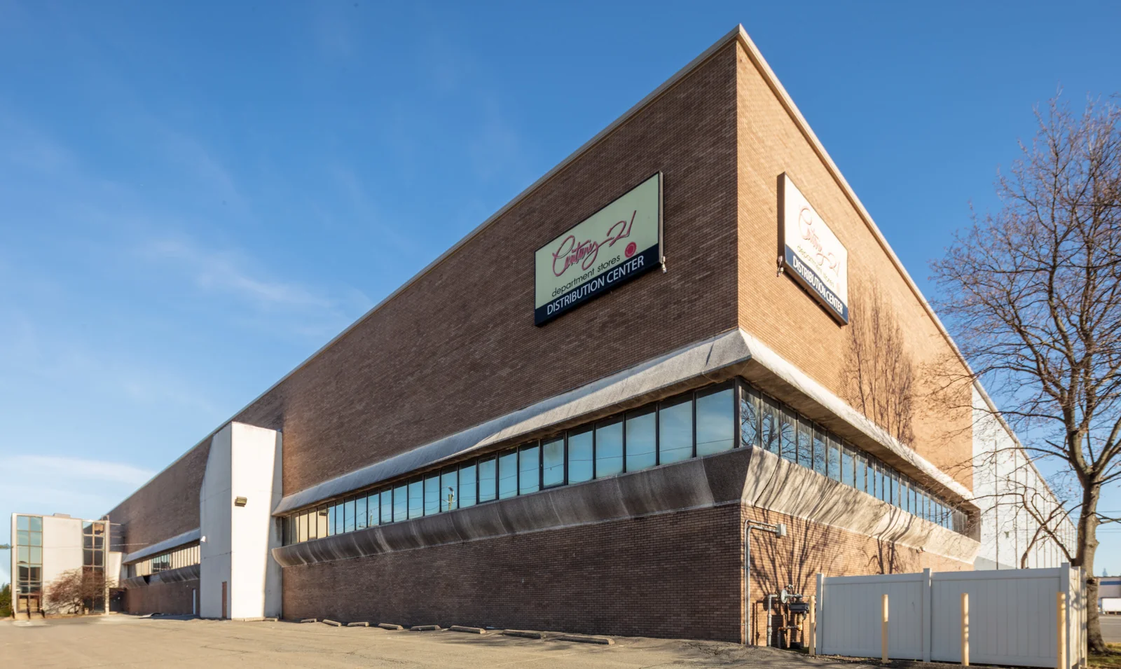70 Enterprise Avenue N — Lease in Secaucus, NJ, photo 1 of 1