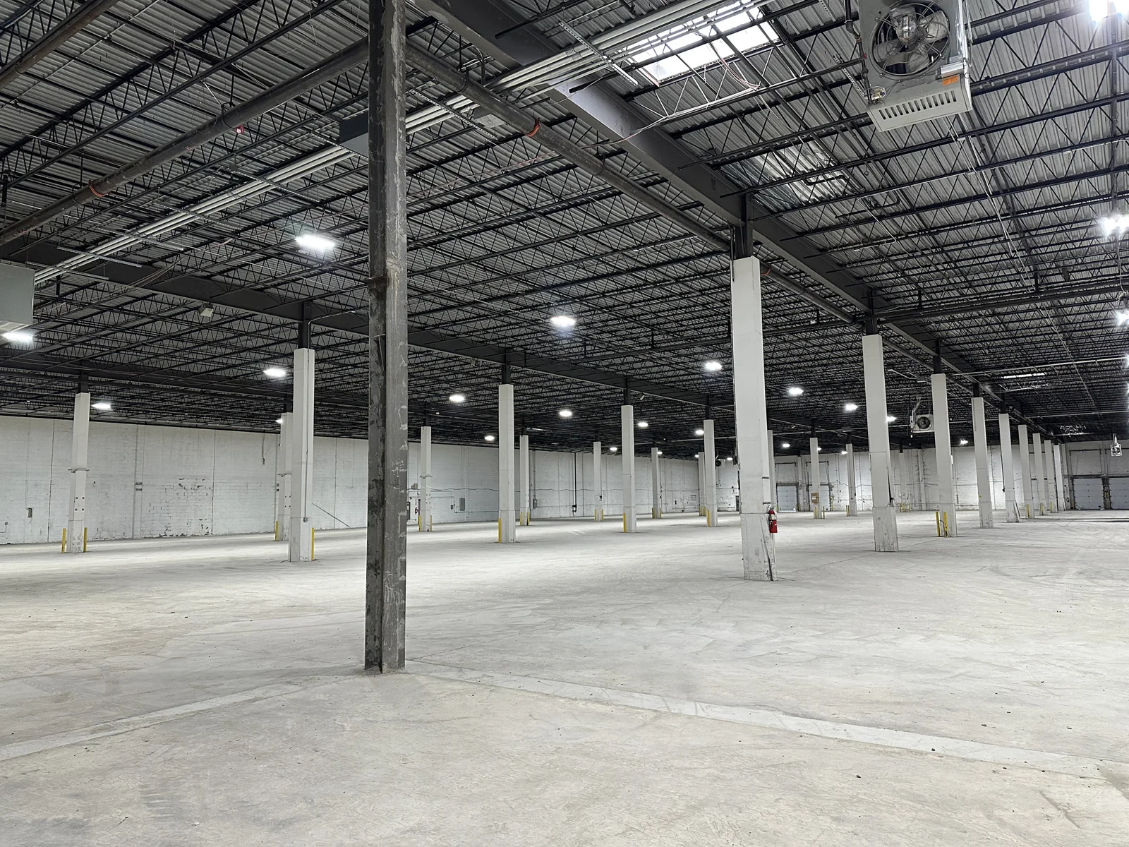 140 Kero Road — Lease in Carlstadt, NJ, photo 4 of 8