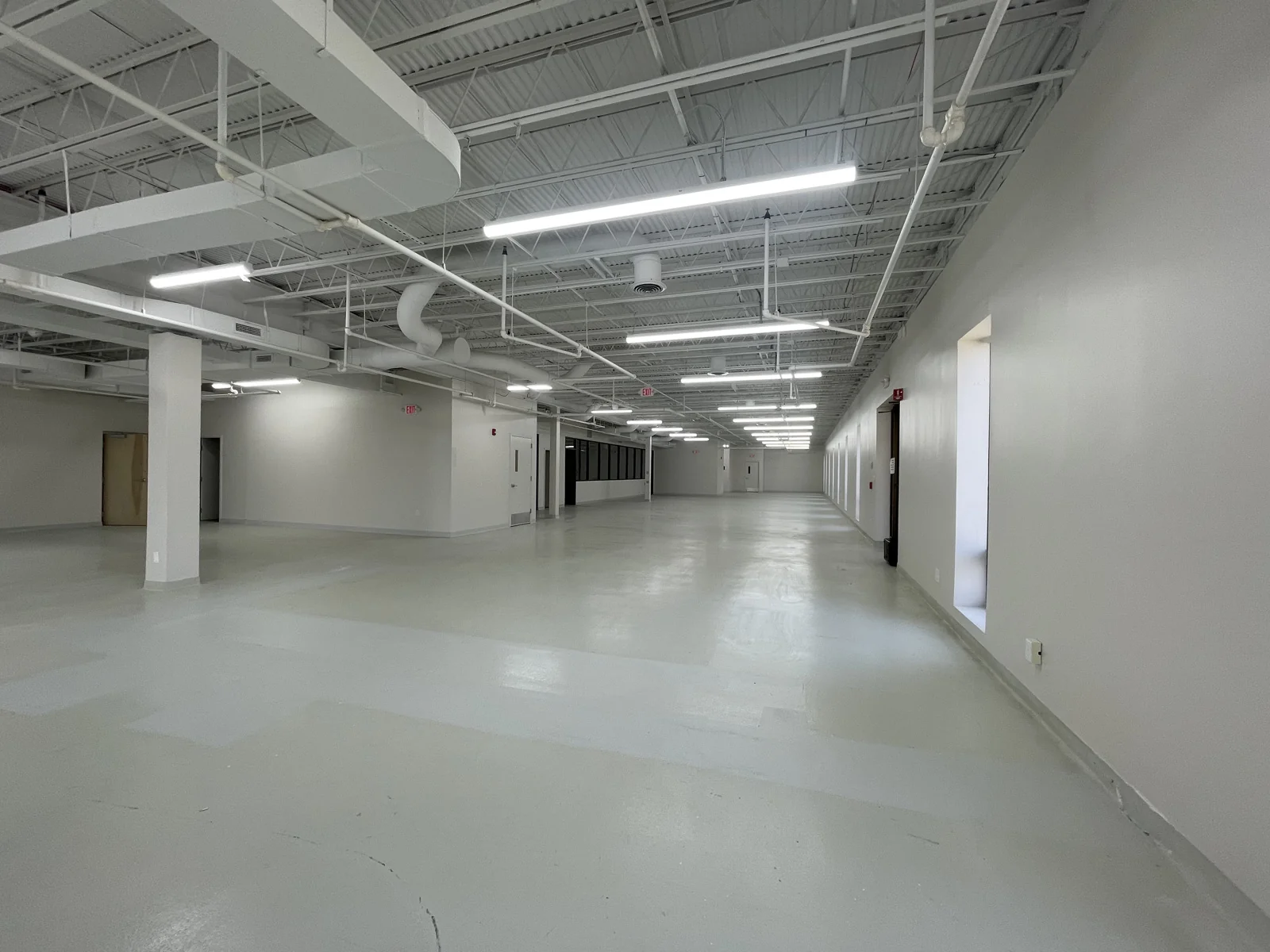 140 Kero Road — Lease in Carlstadt, NJ, photo 6 of 8