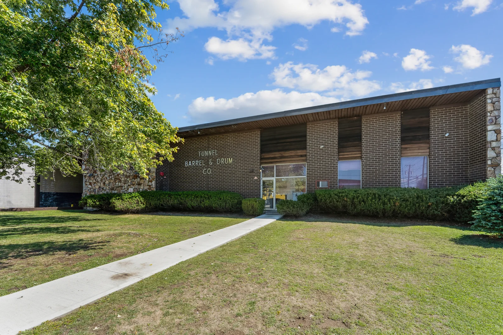 85 Triangle Boulevard — Lease in Carlstadt, NJ, photo 1 of 1