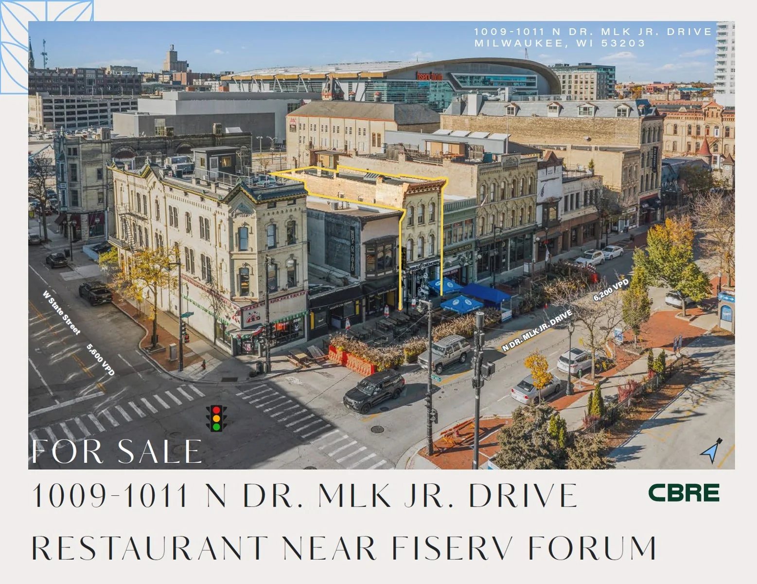 Restaurant Opportunity | 6,936 SF — Sale in Milwaukee, WI, photo 1 of 5