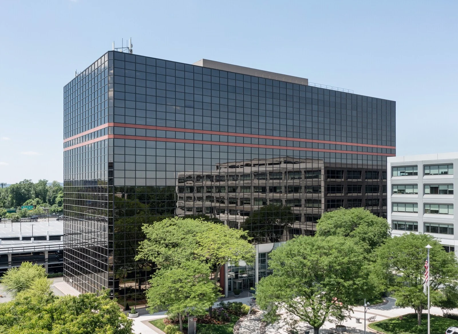 Park 80 West Plaza I & II — Lease in Saddle Brook, NJ, photo 3 of 8