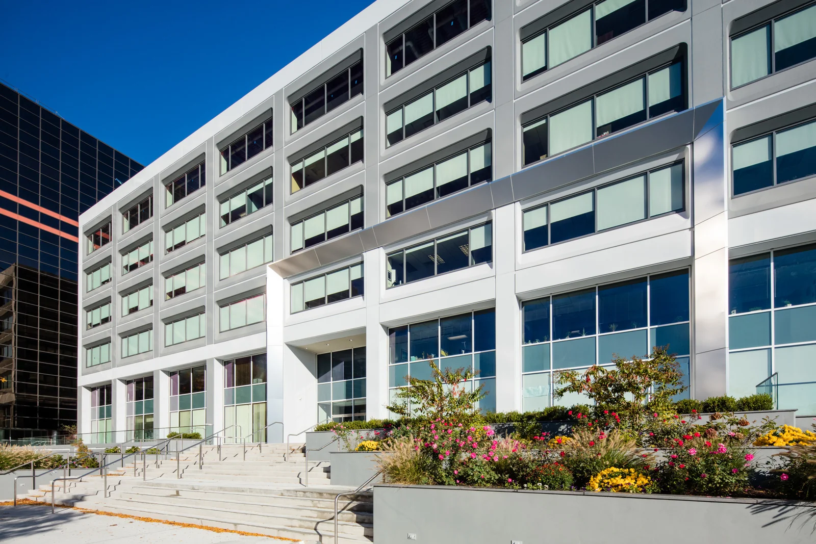 Park 80 West Plaza I & II — Lease in Saddle Brook, NJ, photo 4 of 8