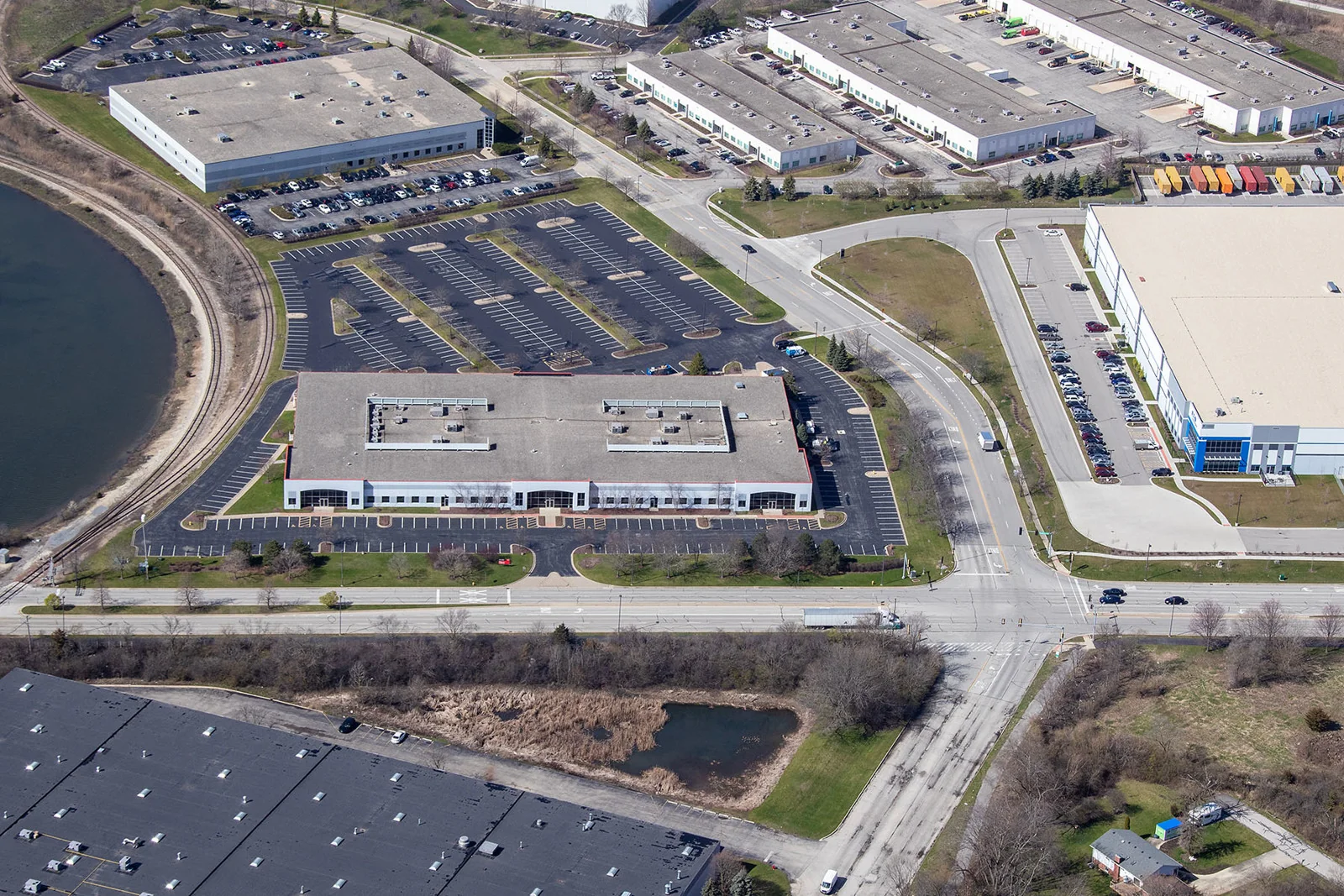 Industrial in Woodridge, IL — Sale in Woodridge, IL, photo 1 of 3