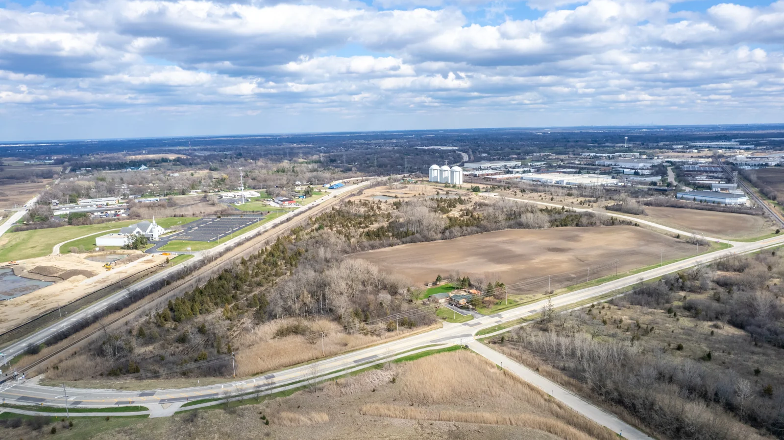 Mallory Business Park — Sale in Libertyville, IL, photo 1 of 3