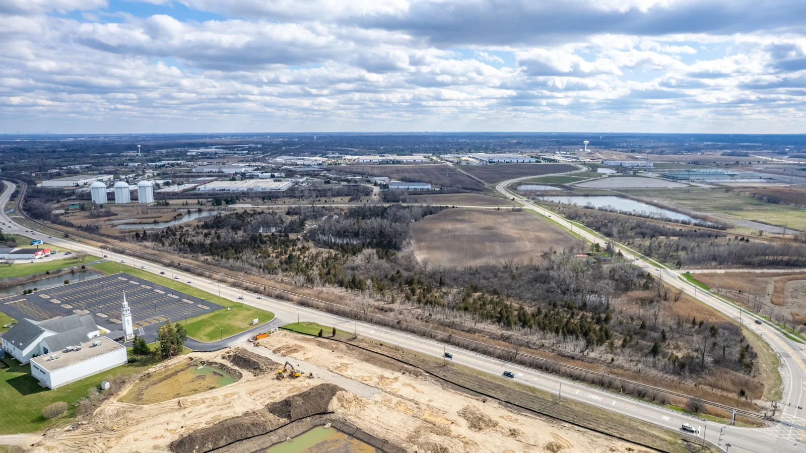 Mallory Business Park — Sale in Libertyville, IL, photo 2 of 3